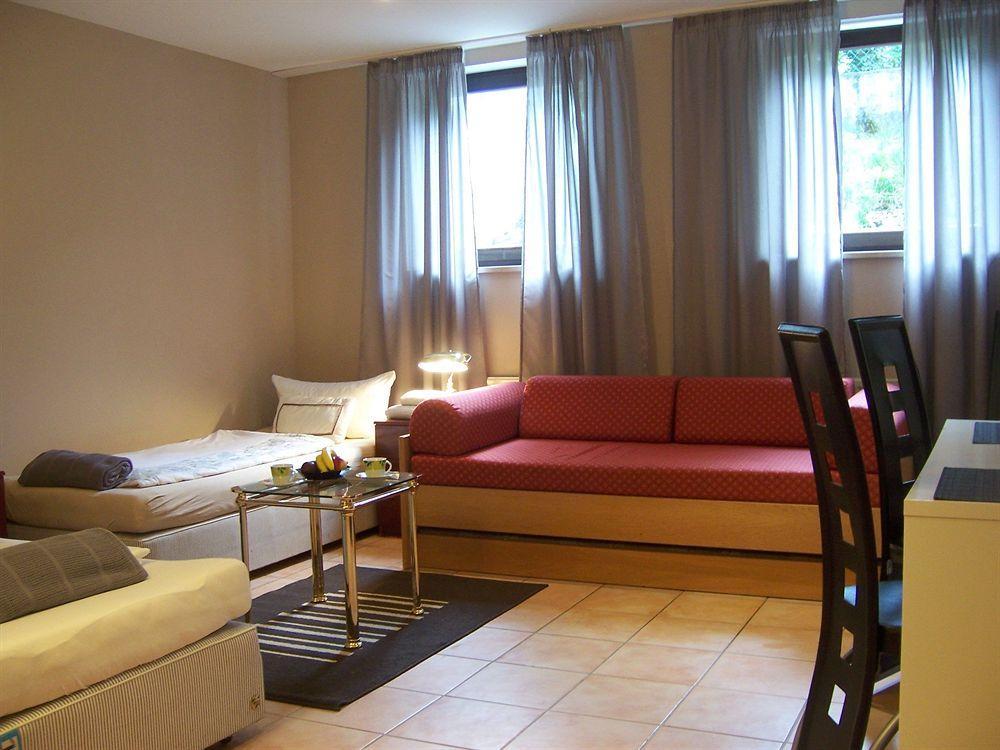 Garden House & East Park-Apartments Grossdorf  Dış mekan fotoğraf